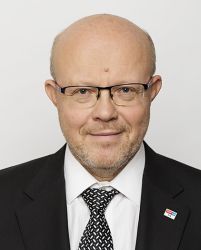 prof. MUDr. Vlastimil Vlek, CSc., MBA, EBIR